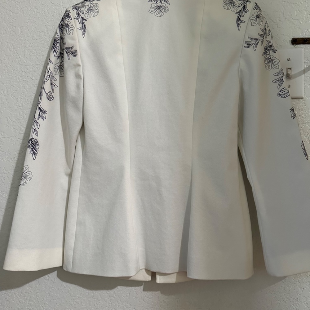 St John Jacket - Picture 4 of 4